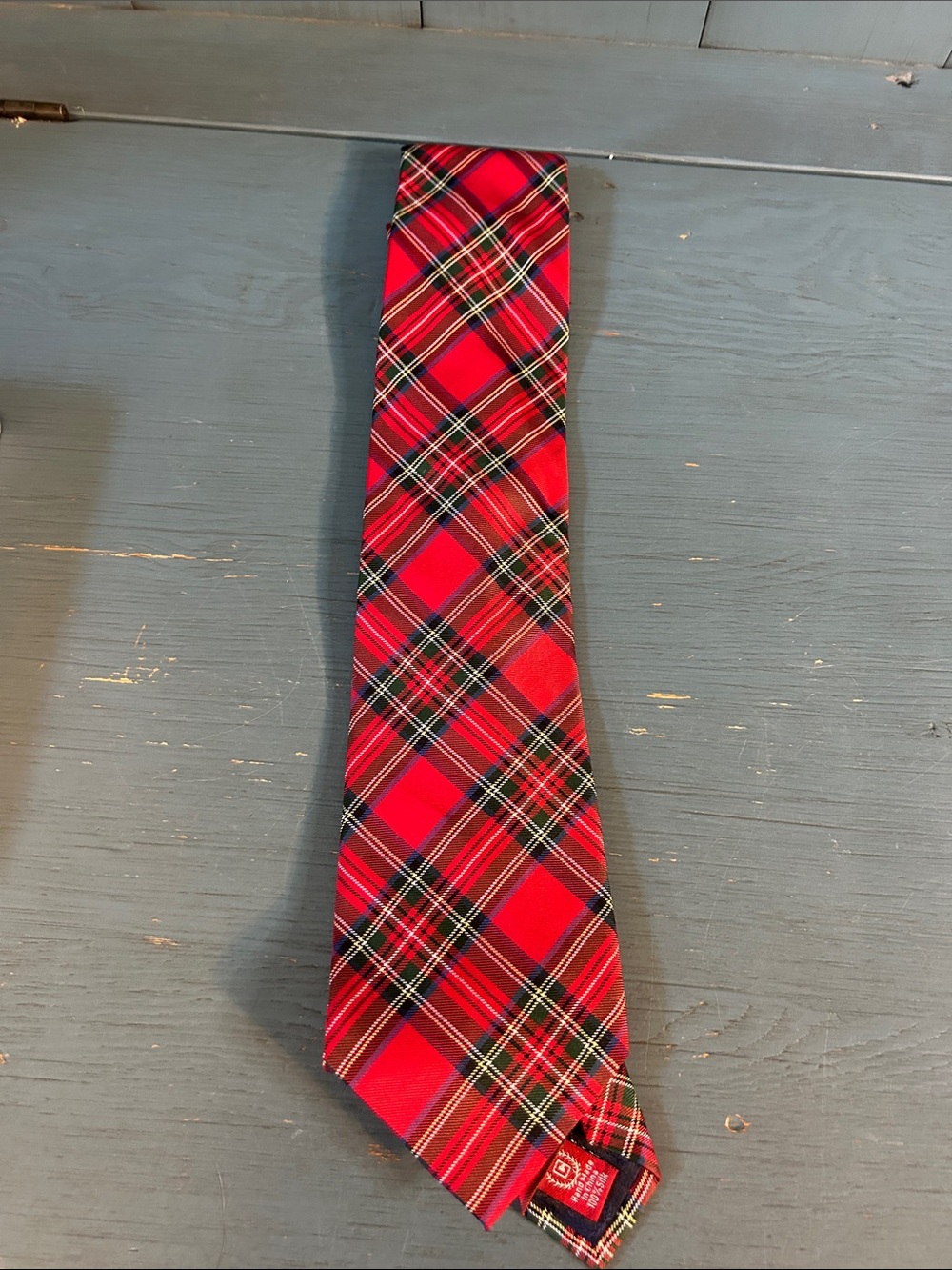 Chaps Red Plaid Men's Tie - Classic Tartan Pattern 100% Silk | EUC